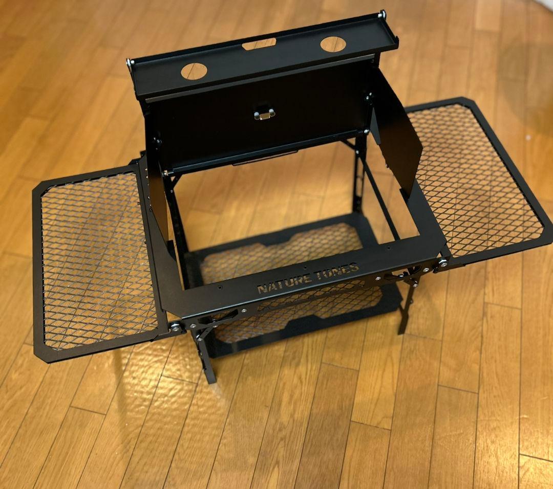THE CURTIS TABLE カーチステーブル