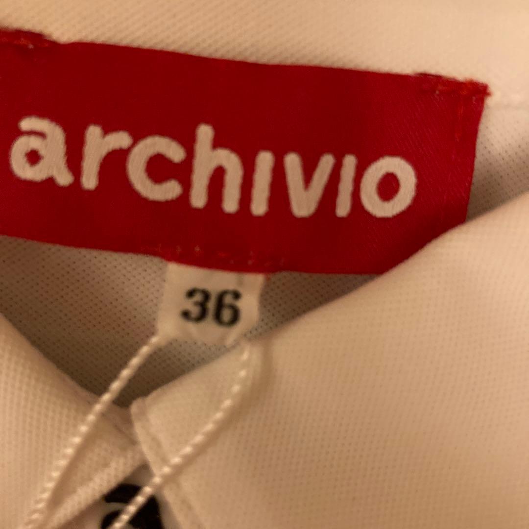 archivio＊新品タグ付　レディースゴルフウェア　フリル付き　ポロシャツ