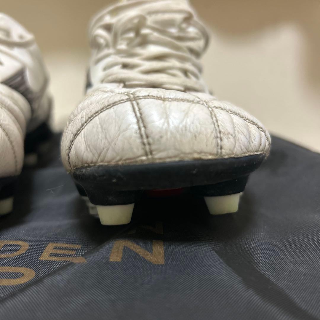 サッカー用スパイク