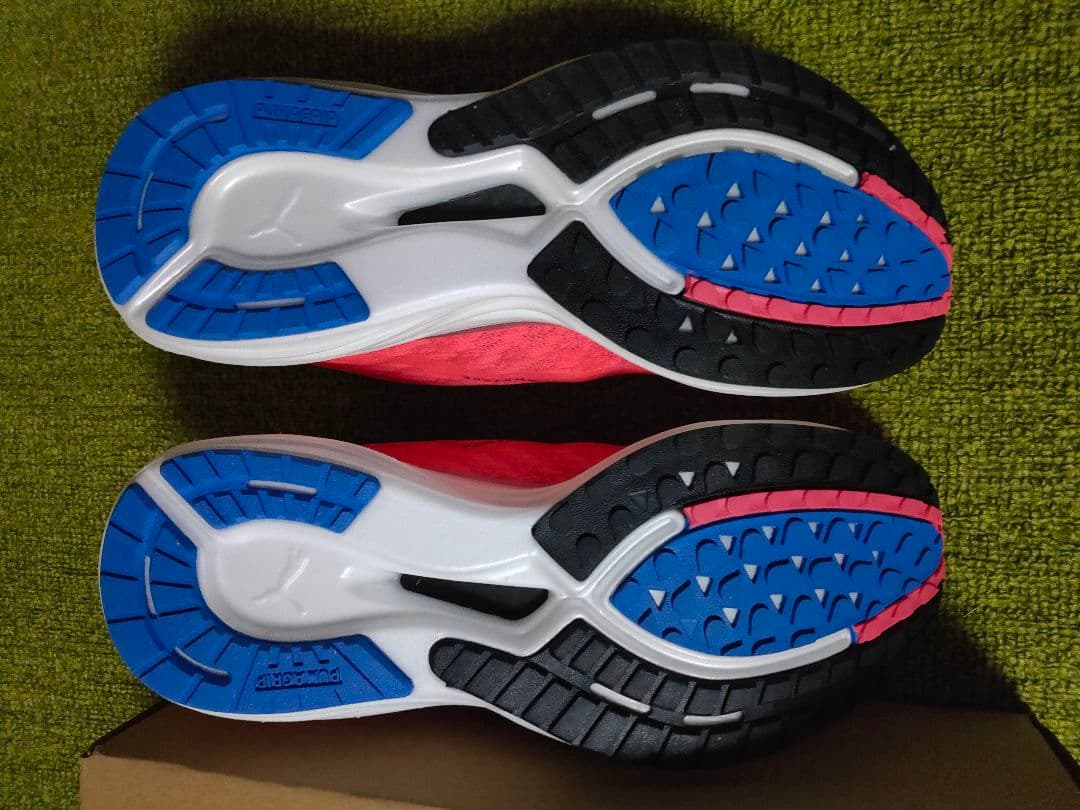 さ*す様 PUMA ディヴィエイトニトロ2 28、0cm