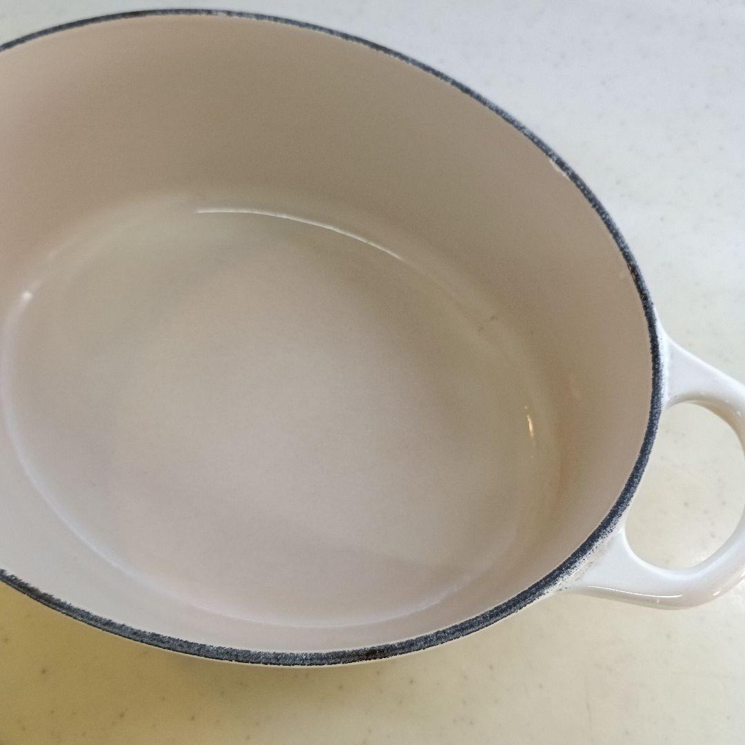 LE CREUSET ココットオーバル25cm 両手鍋 ホワイトベージュ