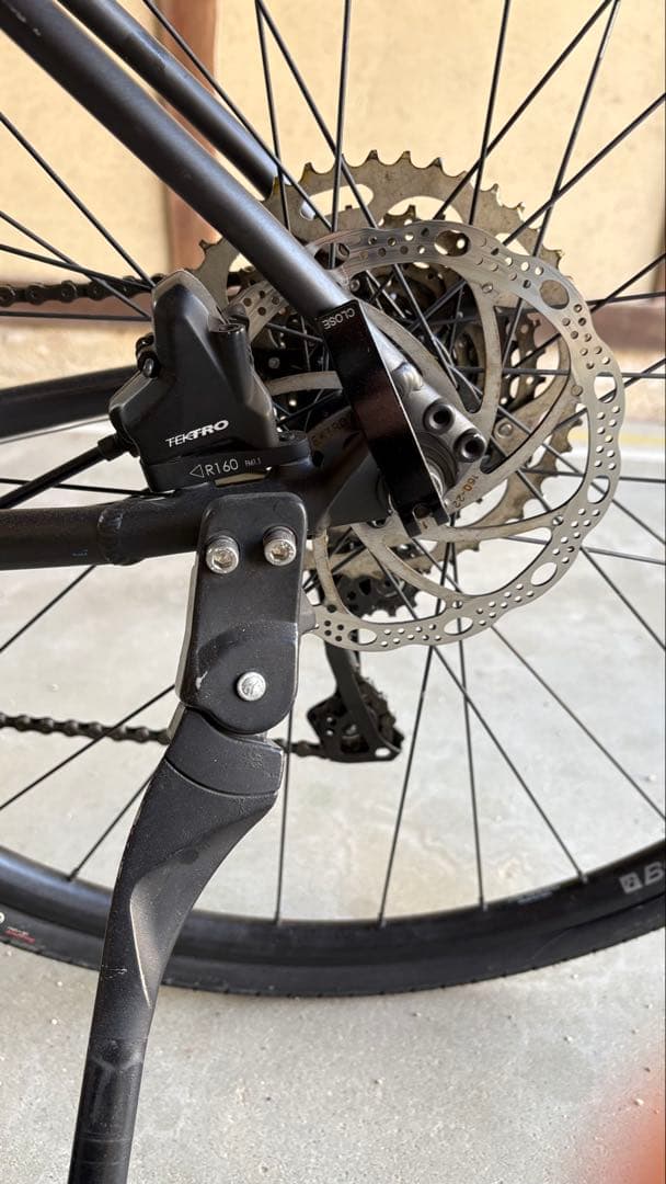 【愛知県内引き渡し限定】Trek FX3 Disc 2023年モデル　Mサイズ