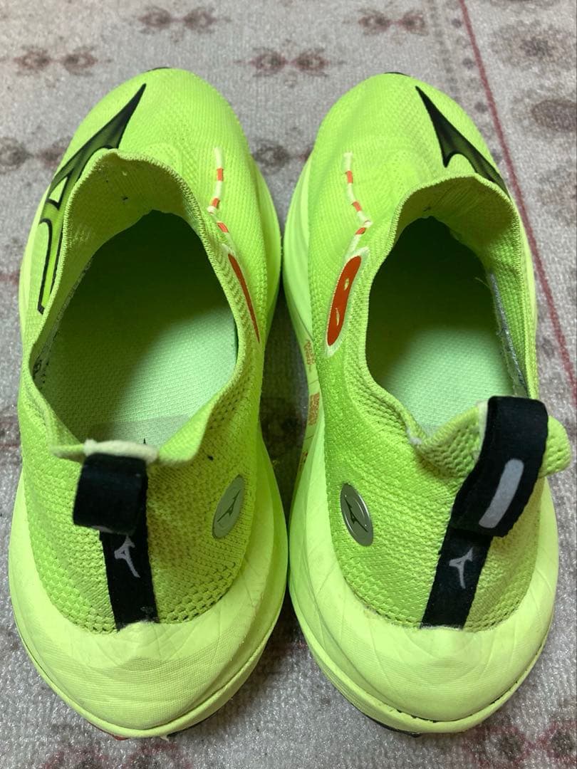 MIZUNO NEO VISTA ミズノネオビスタ　25.0㎝ランニングシューズ