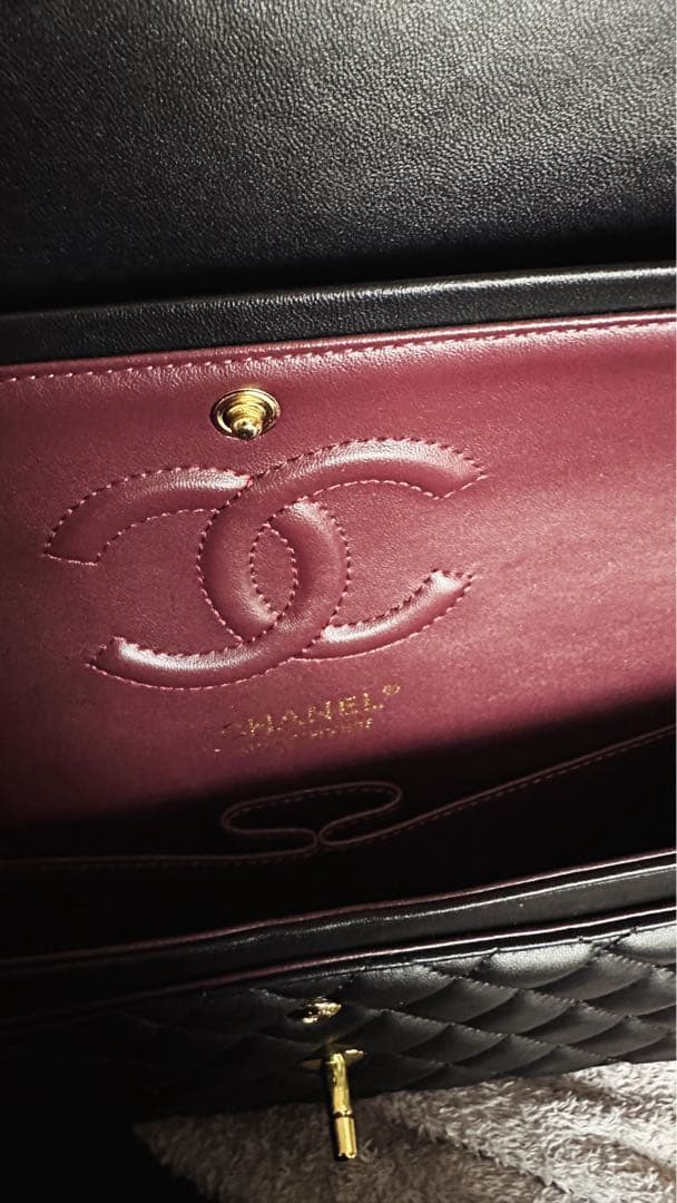 CHANEL 黒 レザー バッグ ゴールドチェーン ノベルティ