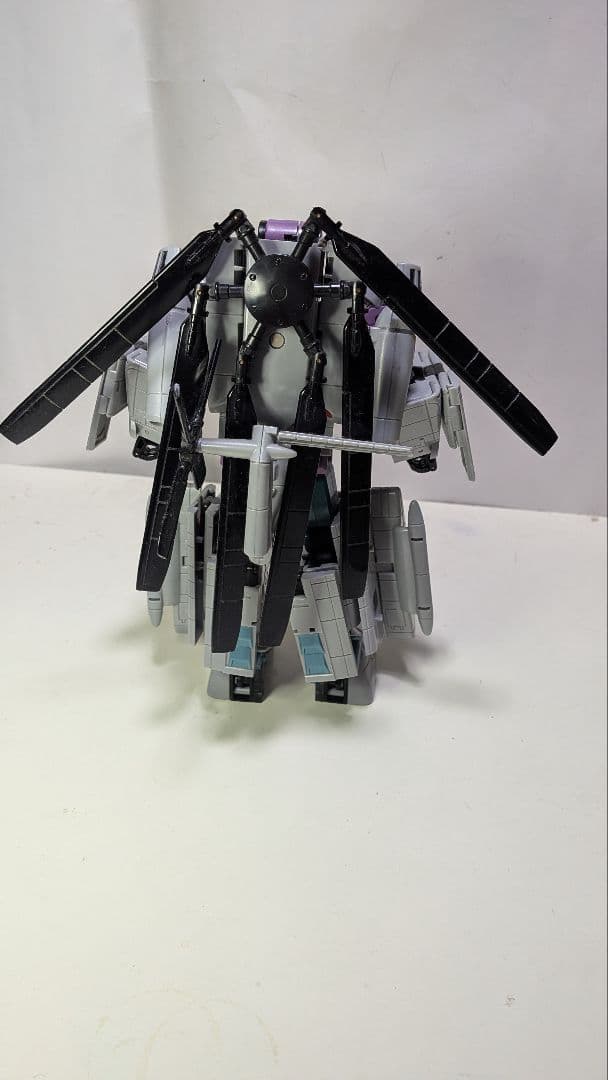 ZETA TOYS WHIRLBLADE トランスフォーマー ボルター似