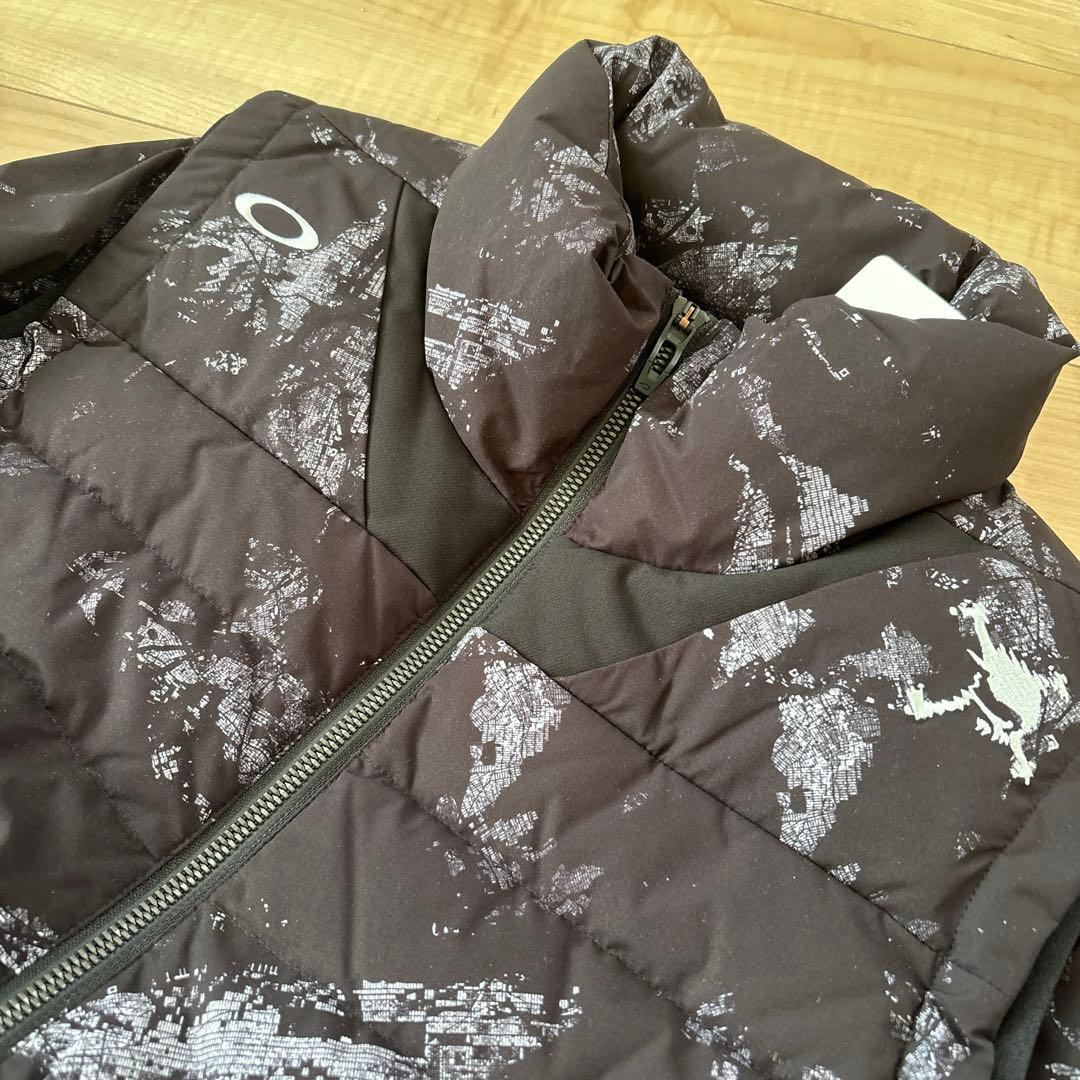 新品　オークリー　メンズ　アウター　ダウンベスト　ブラック　撥水　袖収納　L