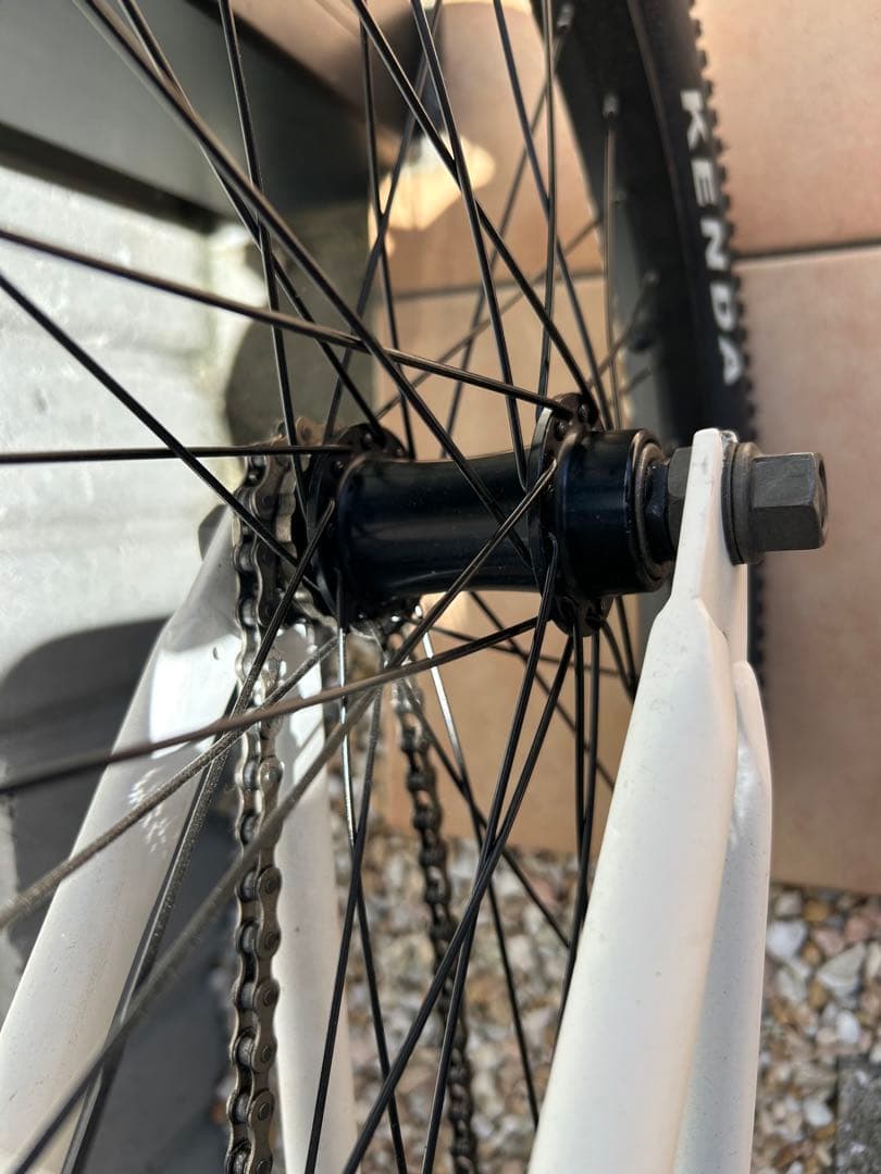 【ほぼ使用なし】2023 JYU BMX V3 マットホワイト