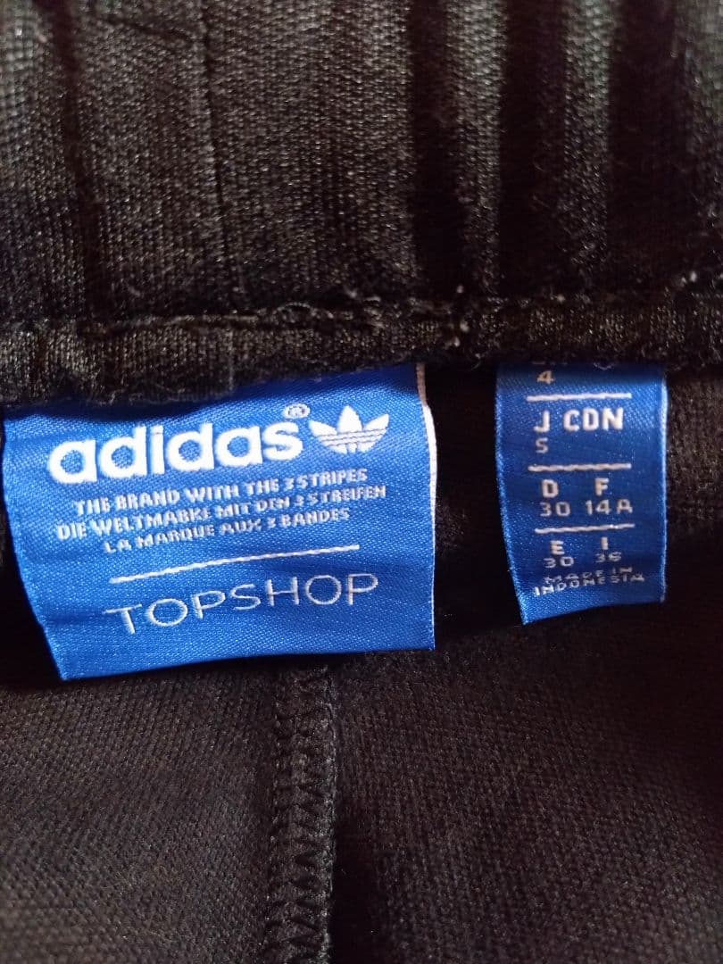 ❣️お値下げ❣️ 美品 adidas ジャージ 上下セット