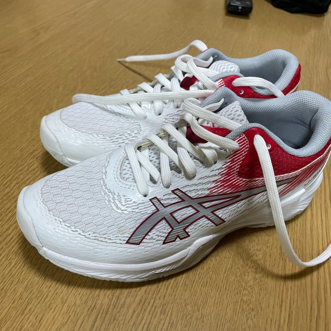asics バレーボールシューズ ホワイト/レッド　23cm