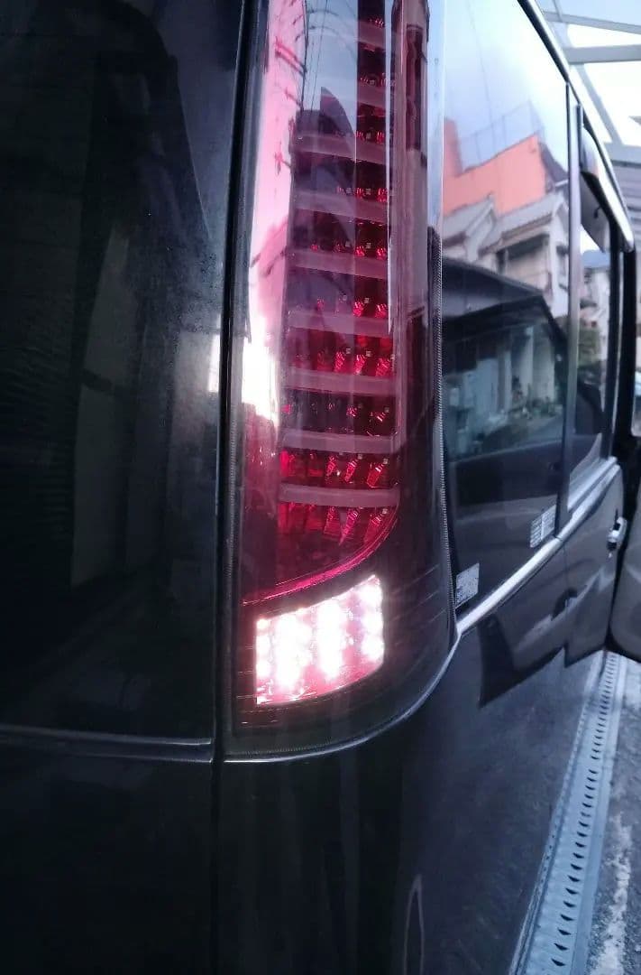 スズキ　パレット　MK21 LED テールランプ