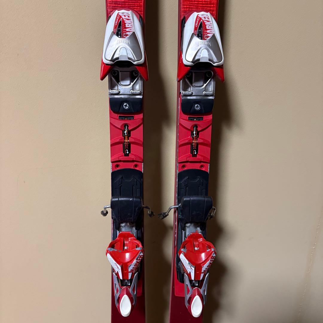 クナイスル　レッドスター　SC 166cm