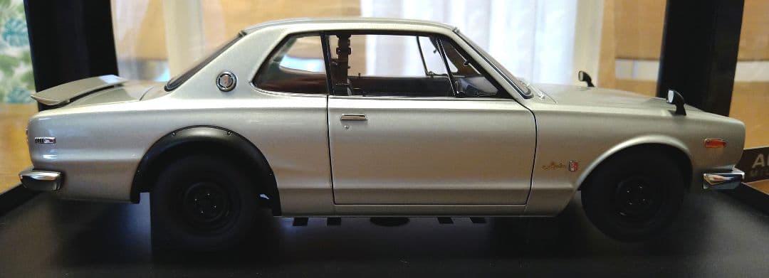 オートアート 1/18 日産 スカイライン 2000 GT-R KPGC10