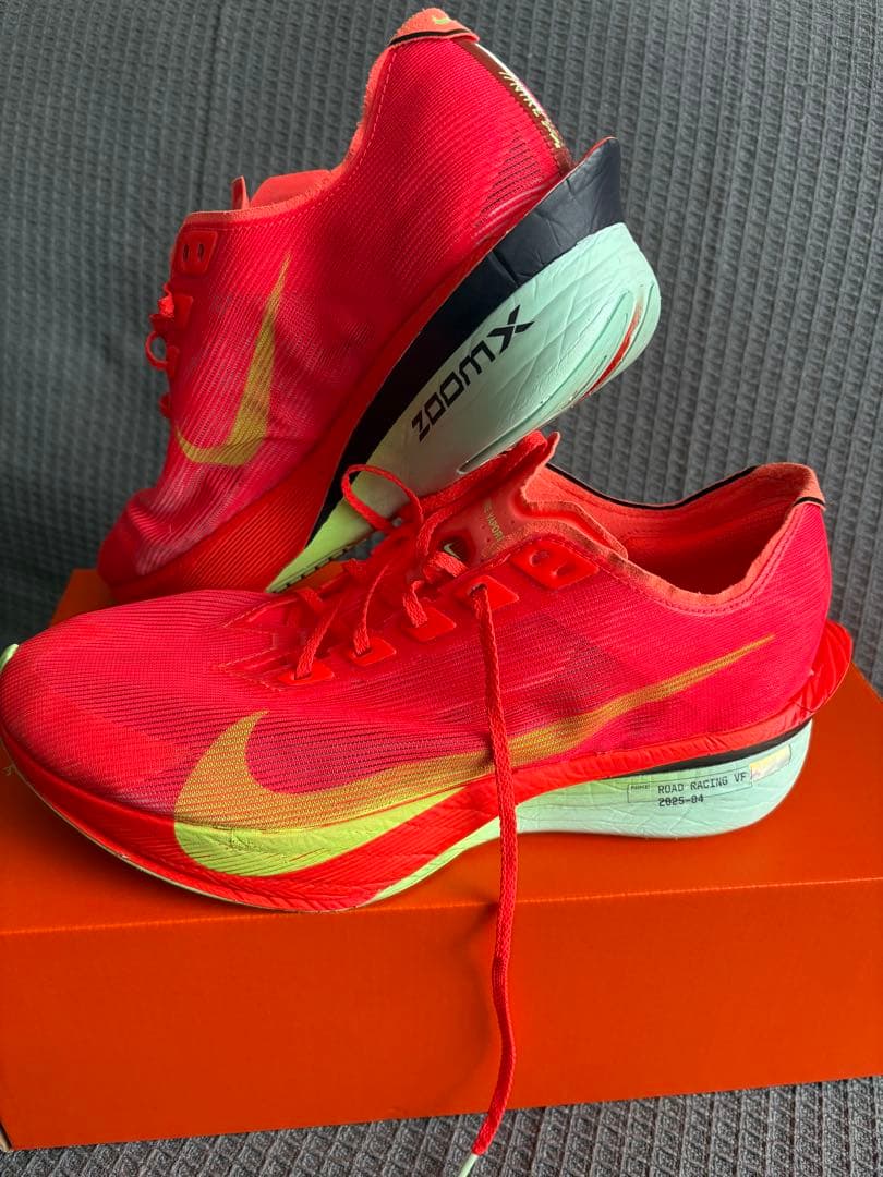 スパイク・シューズ Nike ZoomX VAPORFLY NEXT %4 26.5cm
