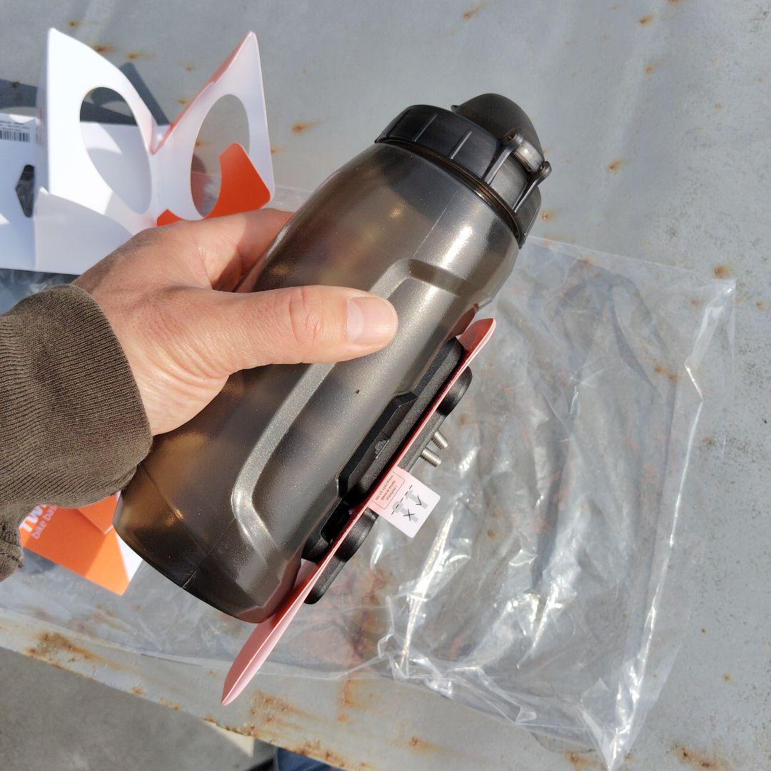 FIDLOCK TWIST ボトル 590ml ダークグレー