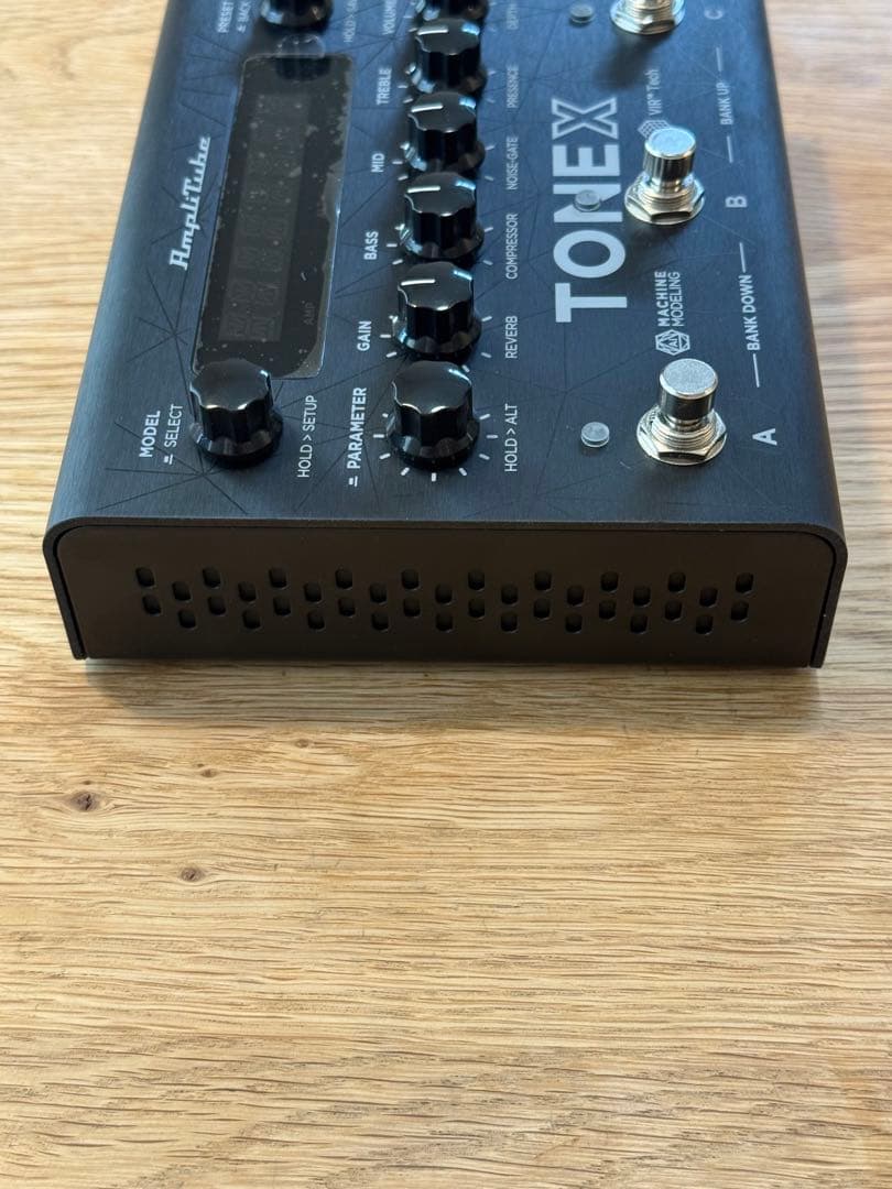 IK Multimedia TONE X Pedal ライセンス譲渡手続き済