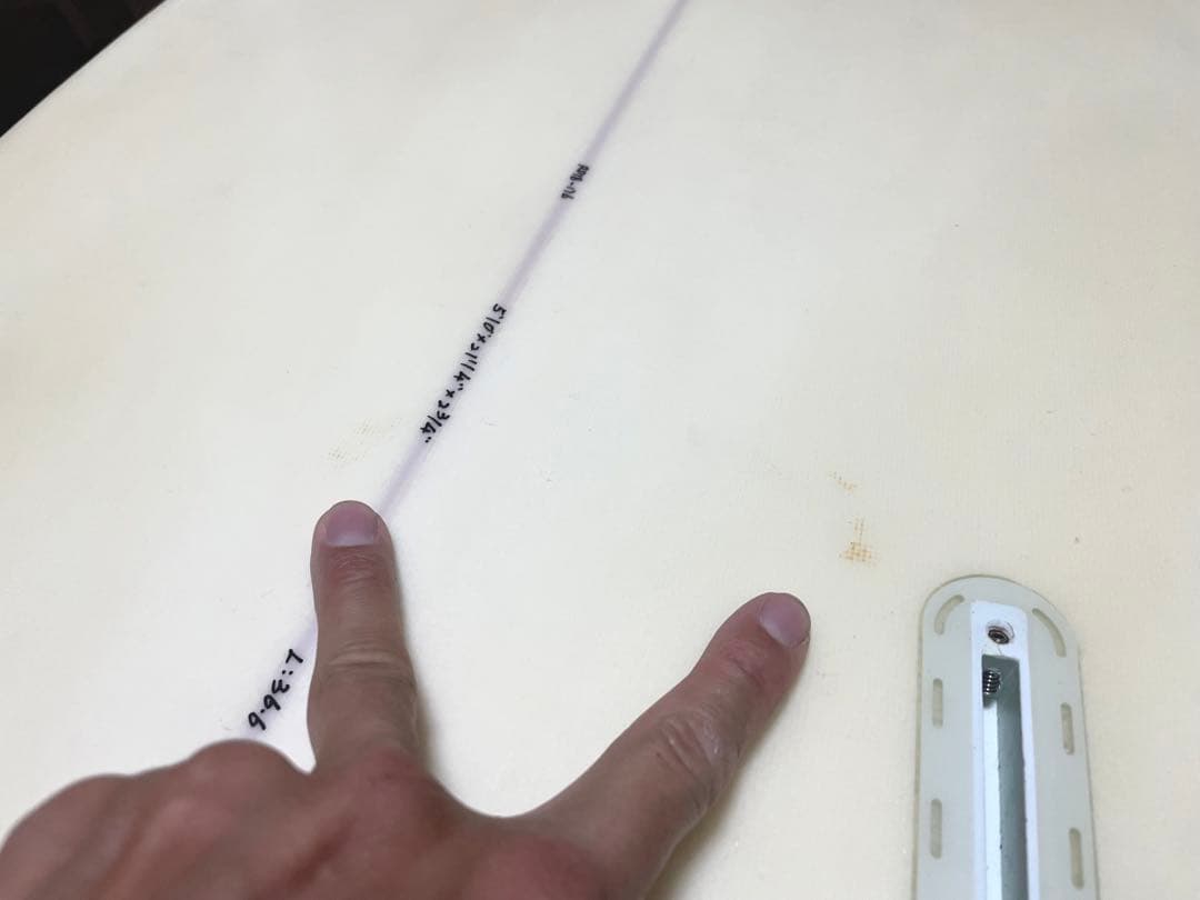 中古 フィッシュ サーフボード 5’10×21 1/4×2 3/4 EPS