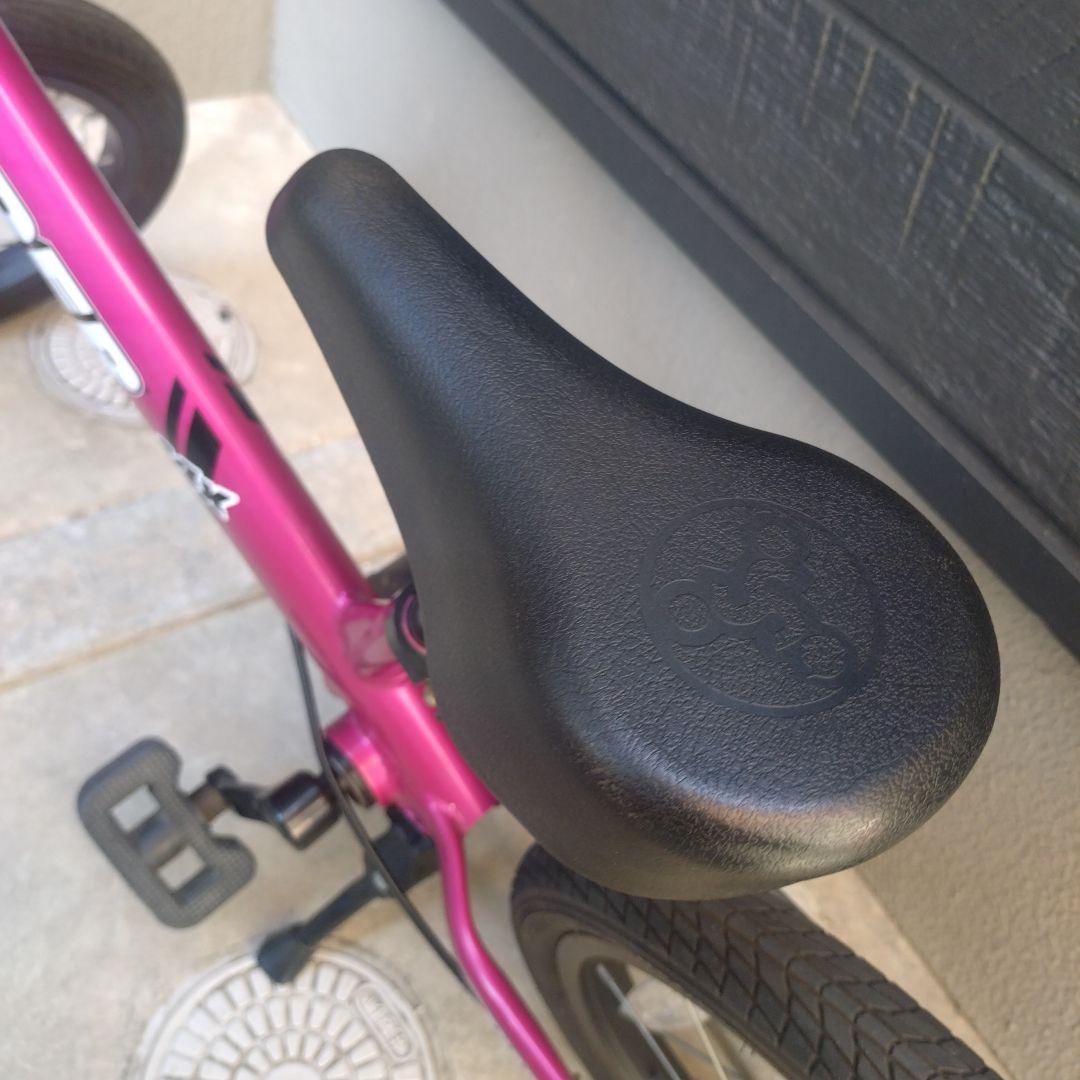 【大人気カラー】STRIDER 14x 子供用自転車　フューシャピンク