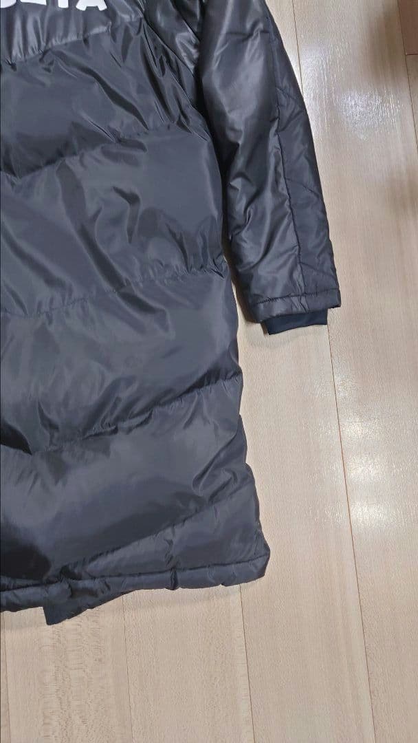 ATHLETAベンチコート ブラック　サイズ160