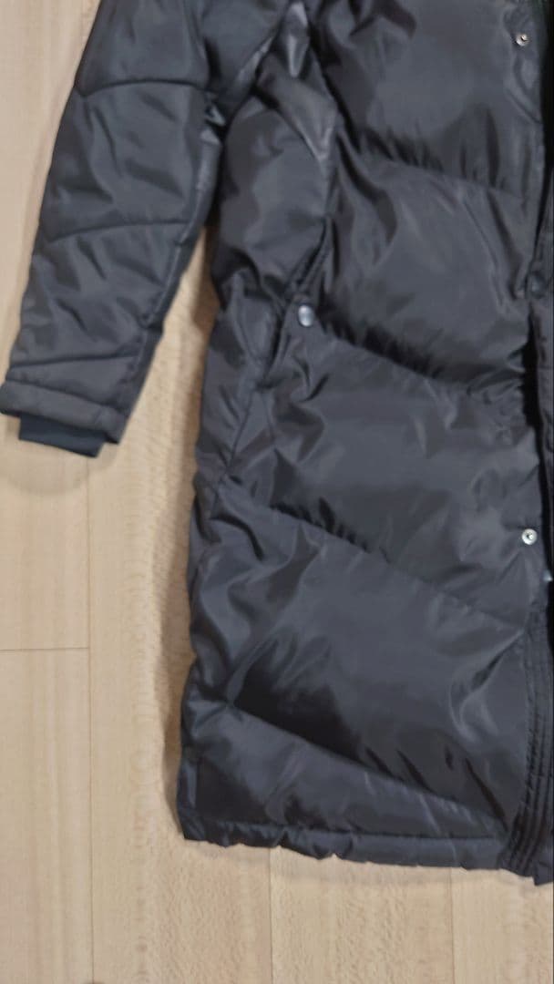 ATHLETAベンチコート ブラック　サイズ160
