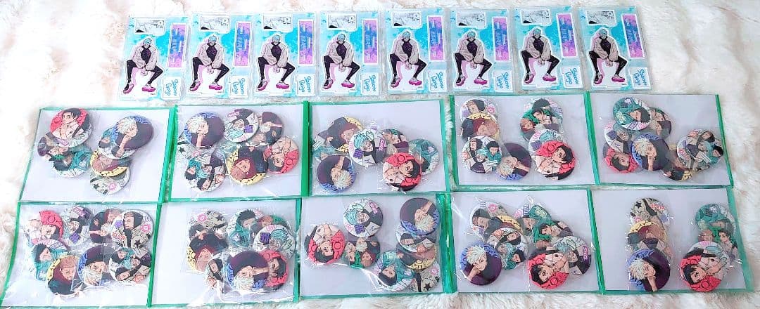 【新品未使用】呪術廻戦 アクリルスタンド 缶バッジまとめ売り