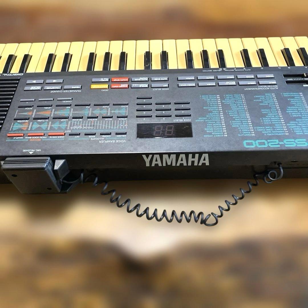 YAMAHA VSS-200 電子キーボード