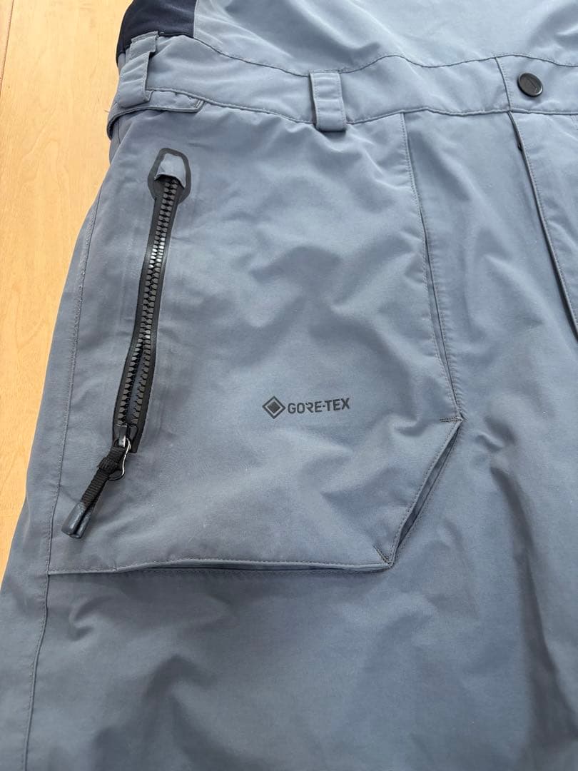 VOLCOM GORE-TEX スノーボードウェア　上下セット　ビブパンツ