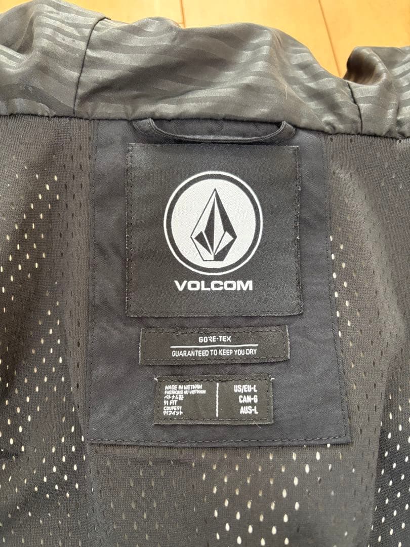VOLCOM GORE-TEX スノーボードウェア　上下セット　ビブパンツ