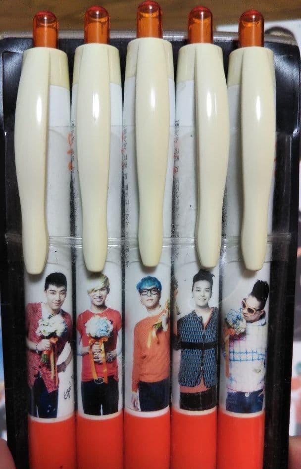 BIGBANG チェジュ航空　ボールペン　うちわ　ポスカード