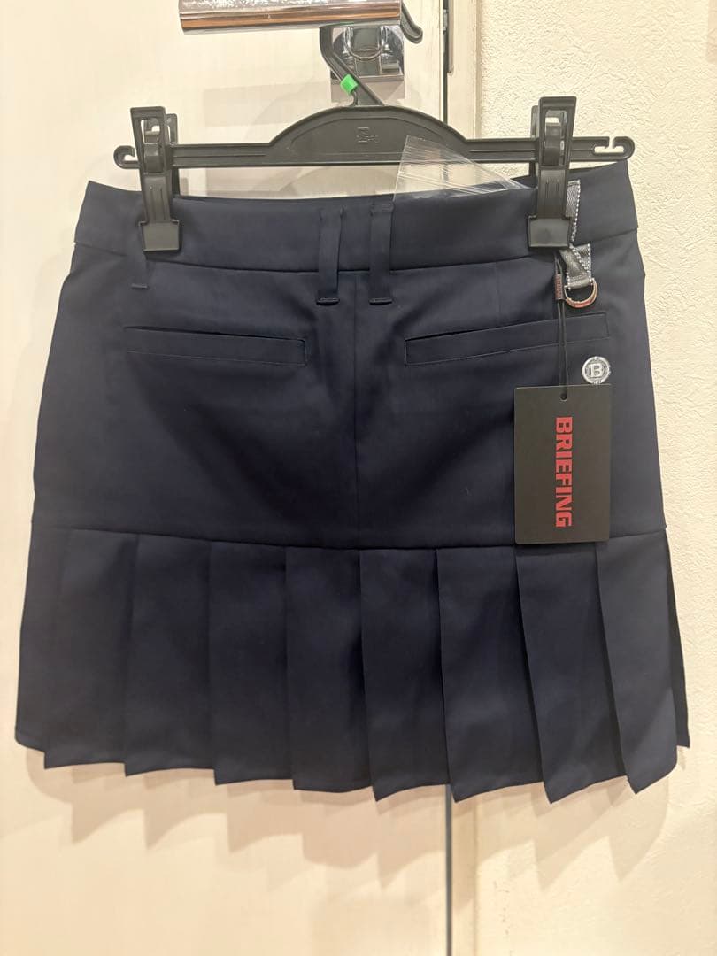 BRIEFING ネイビー プリーツスカート