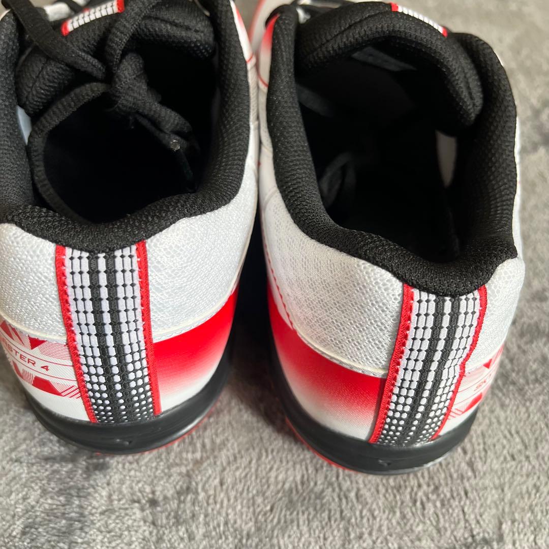 新品 ミズノ スカイブラスター 4 バドミントン シューズ 25.5