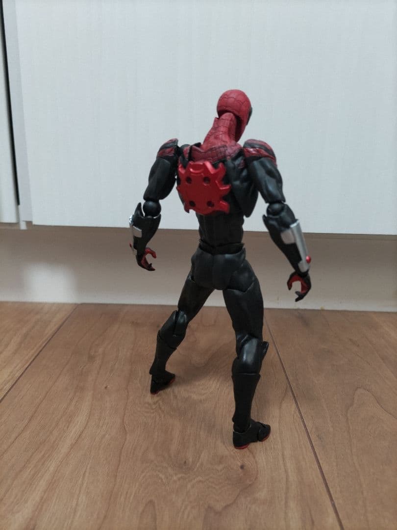 MESS TOYS製のスーペリア・スパイダーマン1/12