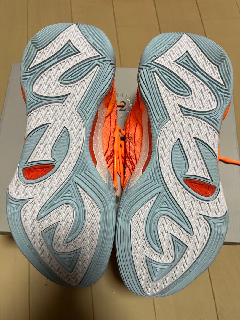 WADE バスケットボールシューズ オレンジ