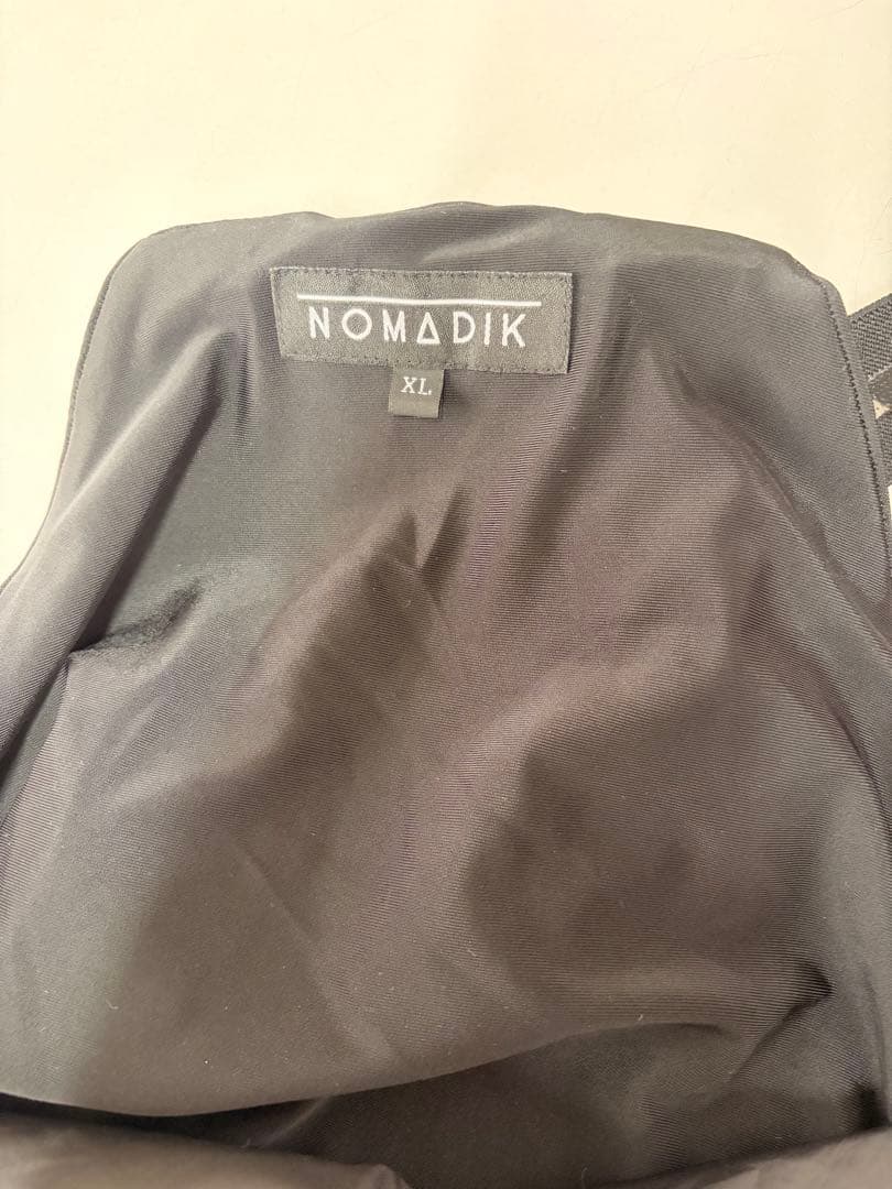 NOMADIK 77RONIN JKT 777RAY BIB PNT XLセット
