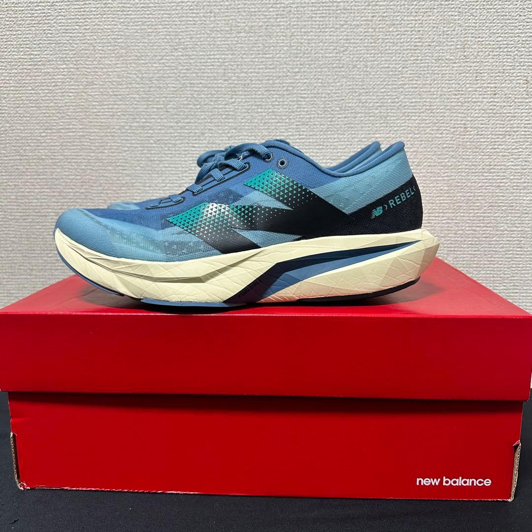 最終値下げ　NB FuelCell Rebel v4 26.5cm