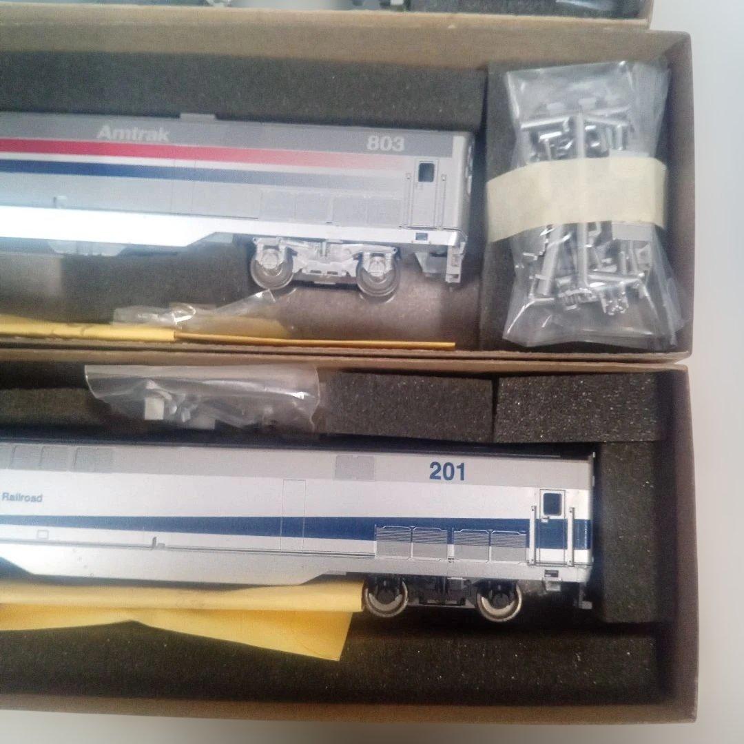 Athearn AMD-103 No.824、No.803、 P40　201