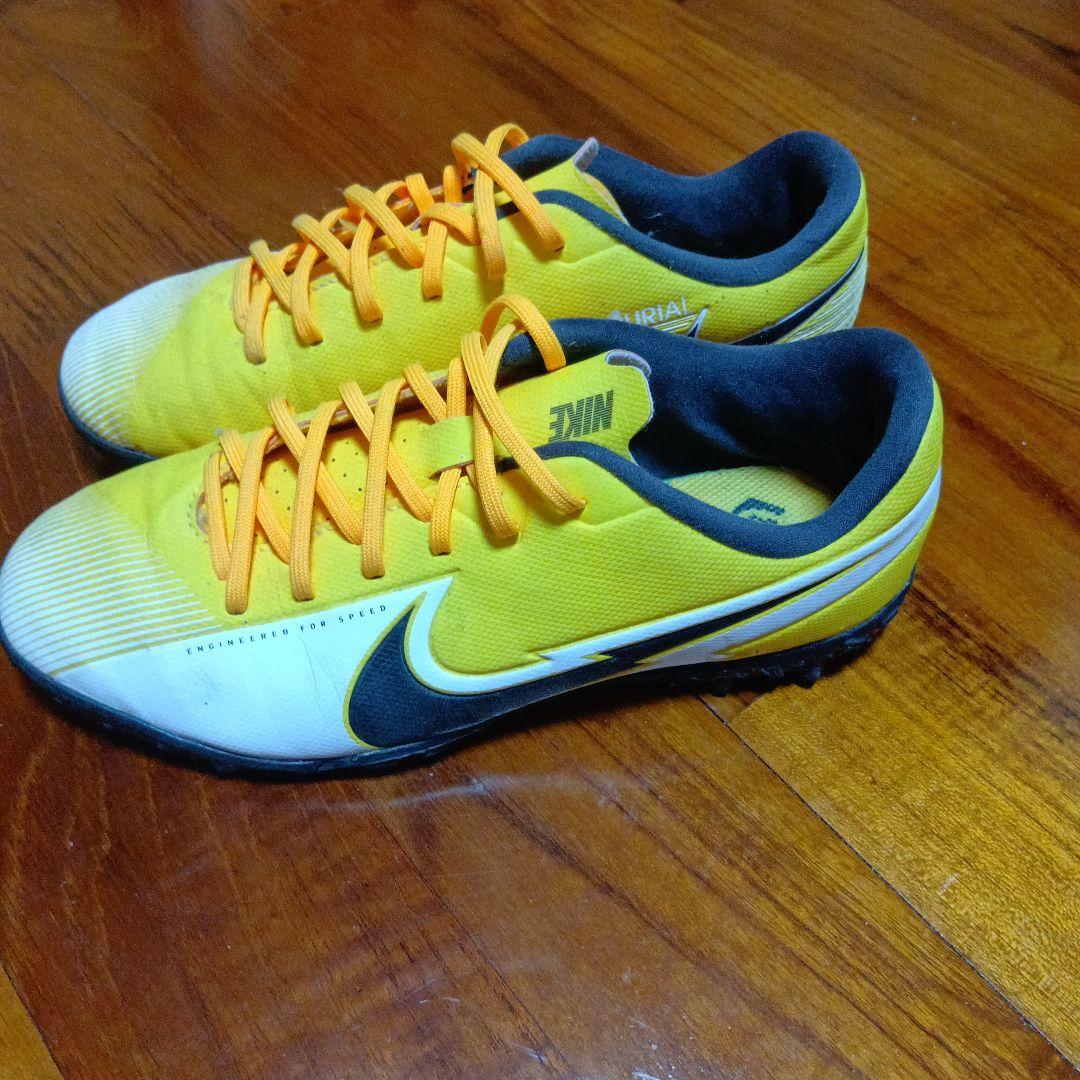 Nike フットサルシューズ イエロー/ホワイト