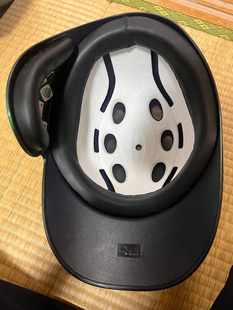 楽天イーグルス ヘルメット 緑色