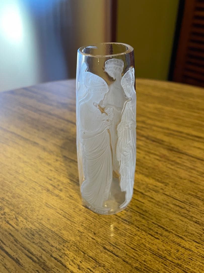 ラリック　ガラス花瓶　一輪挿し？　LALIQUE