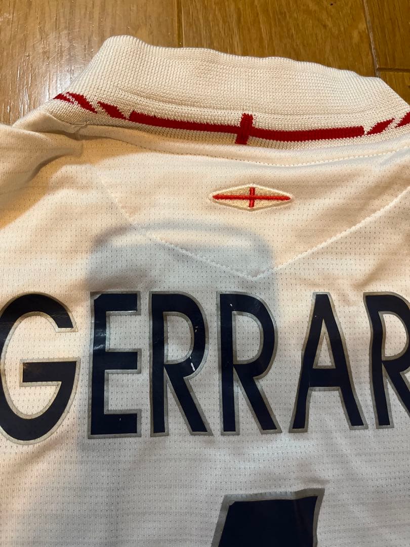 イングランド代表 GERRARD 4番 シャツ