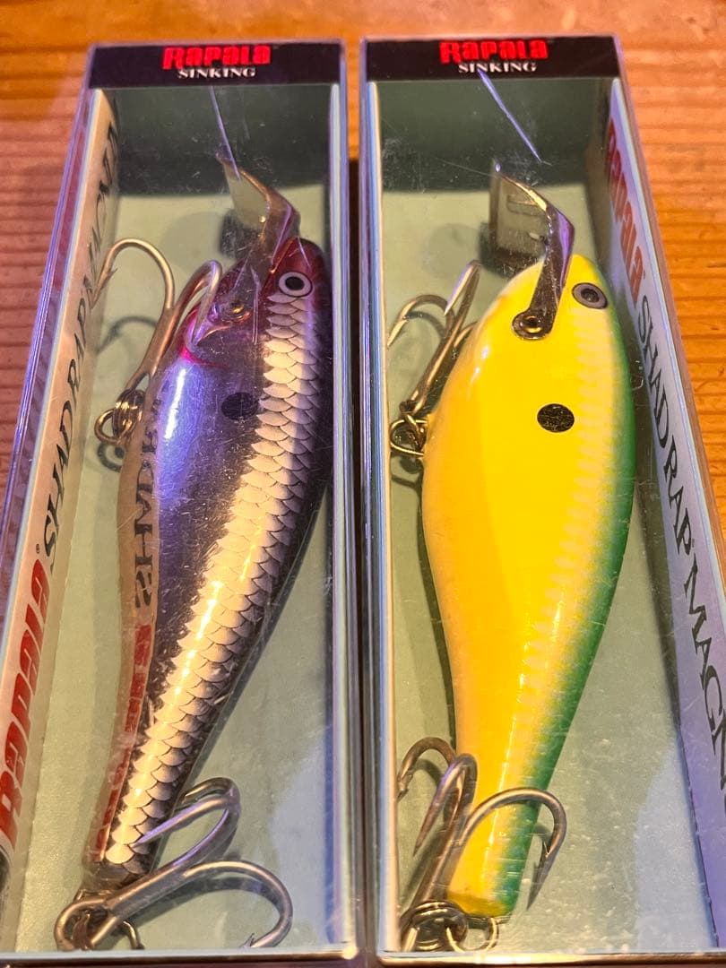 新車です シャッドラップ　マグナム　ラパラ