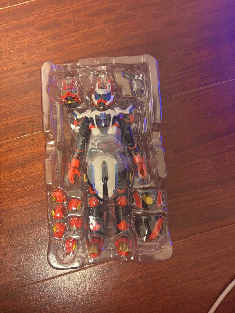 s.h.figuarts 仮面ライダーギーツレーザーブーストフォーム