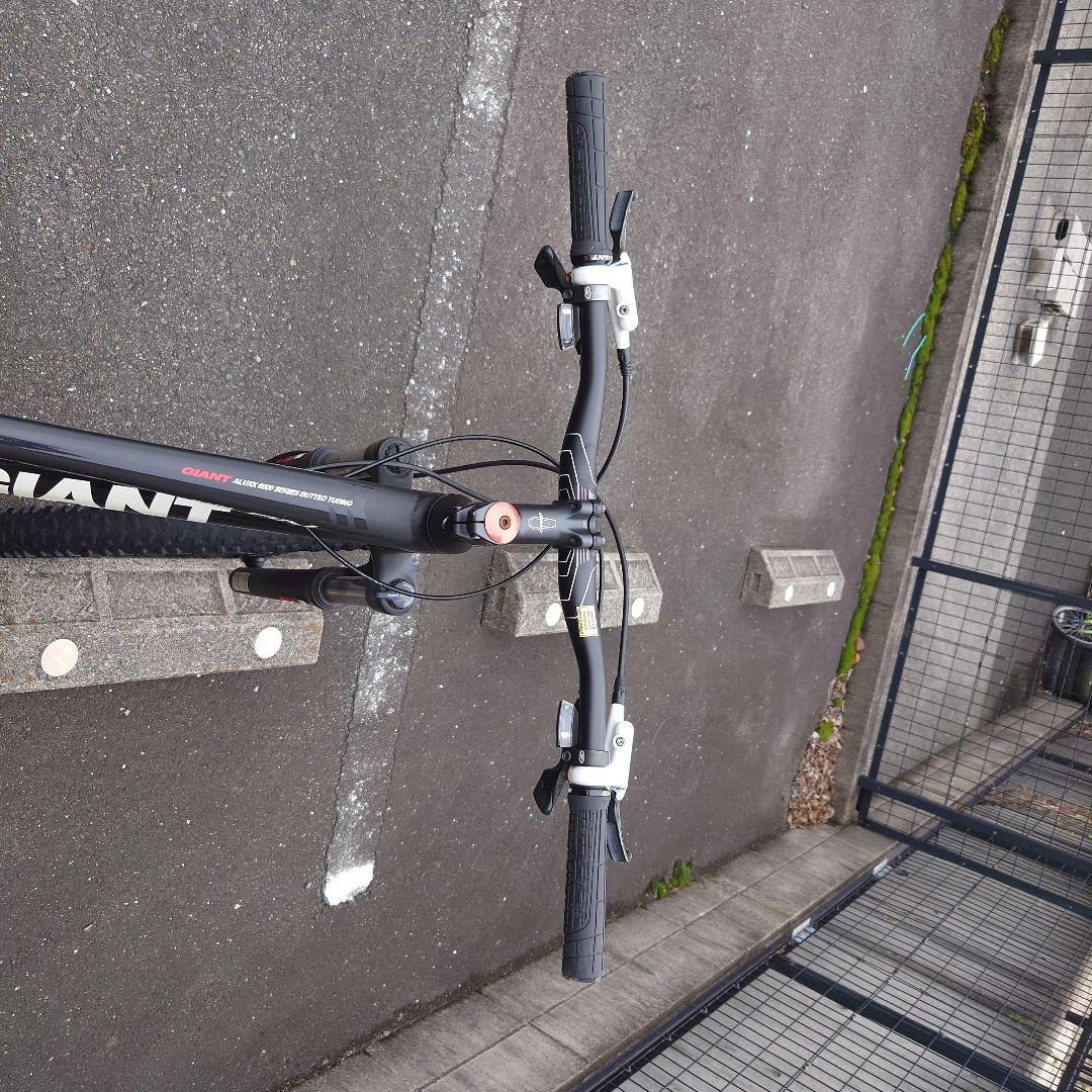 Giant マウンテンバイク タロン 27.5インチ ブラック/レッド 引取り