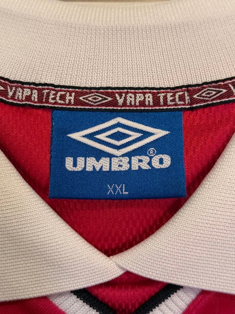 マンチェスター・ユナイテッド UMBRO XL レッドシャツ