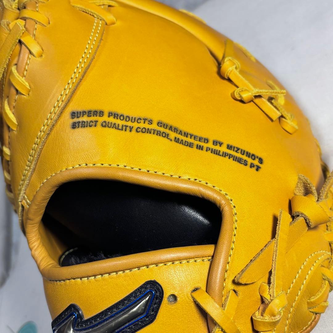 ま　Mizuno 軟式 ファーストミット グローブ 左投げ用 イエロー