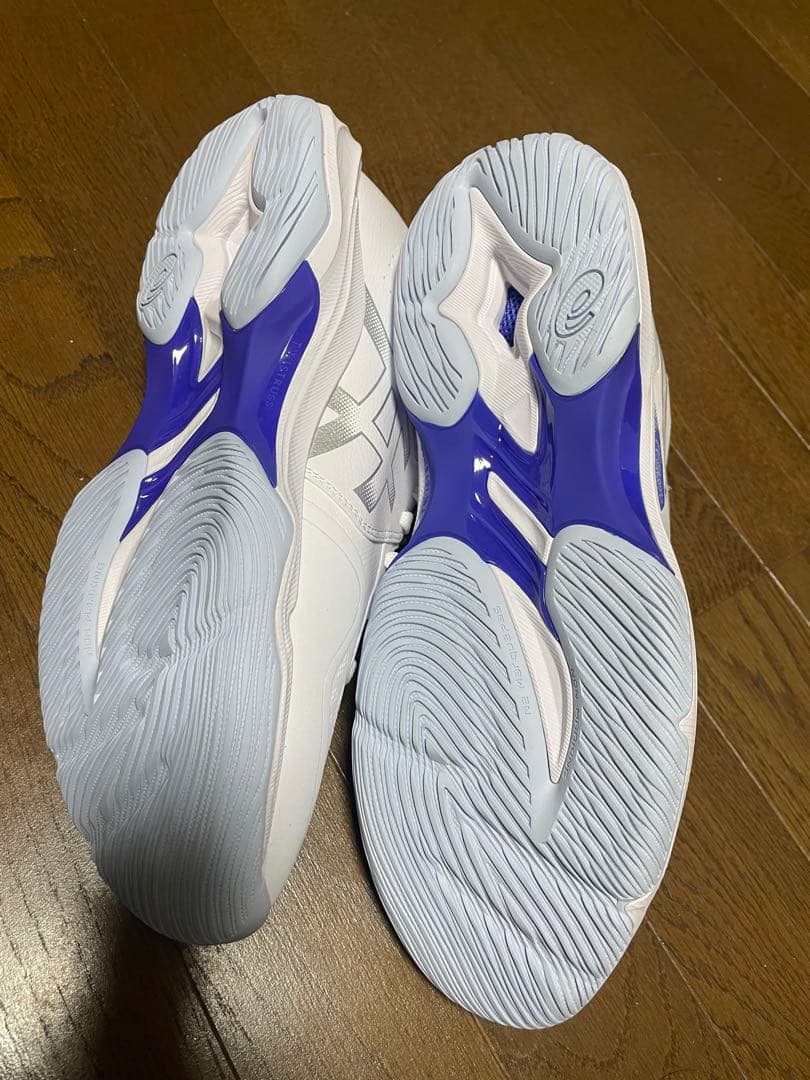 新品未使用asics V-SWIFT FF5バレーボールシューズ 27.0cm