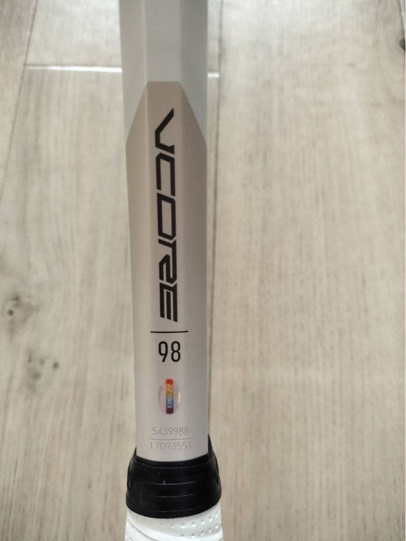 【じーあん】YONEX VCORE 98 テニスラケット