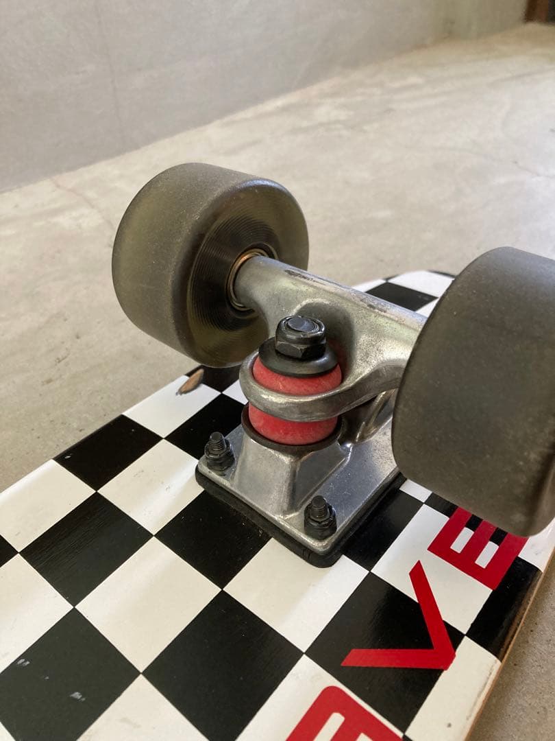 HEAVEN SURF SKATEBOARD ヘブン サーフスケートボード