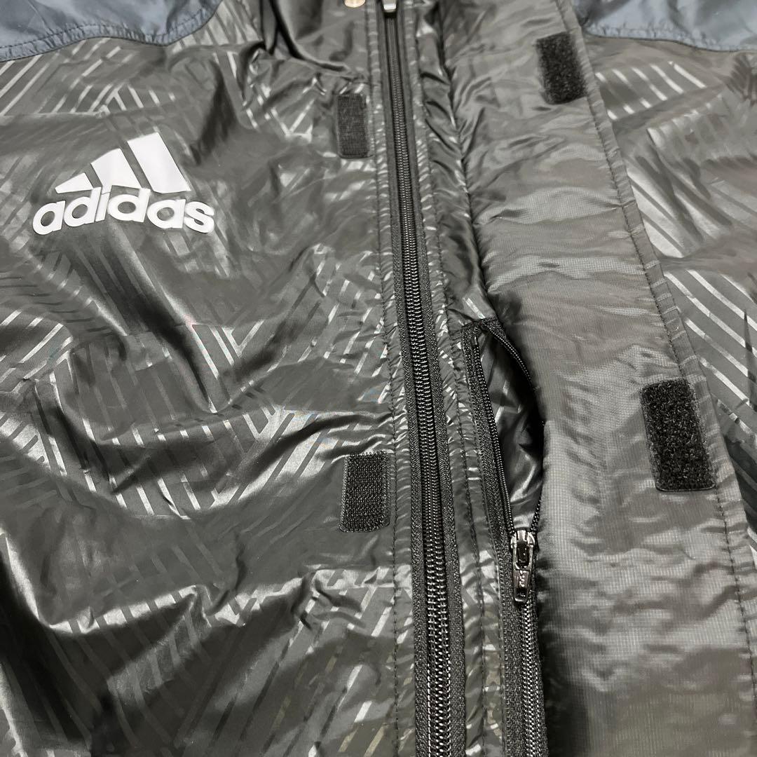 新品adidas クライマプルーフ 太陽を着る雨風防ぐ高機能バリア中綿入りコート