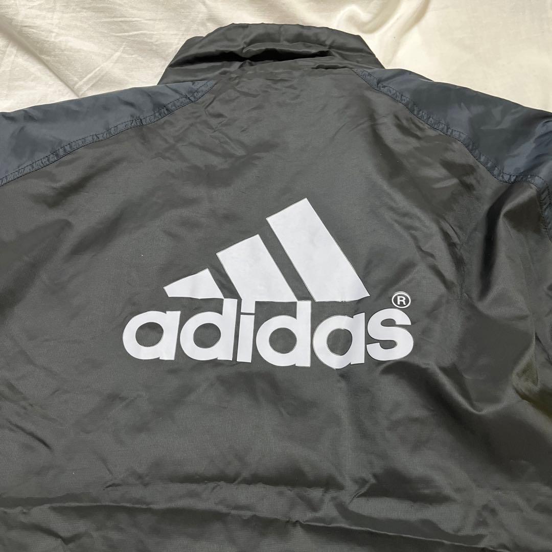 新品adidas クライマプルーフ 太陽を着る雨風防ぐ高機能バリア中綿入りコート