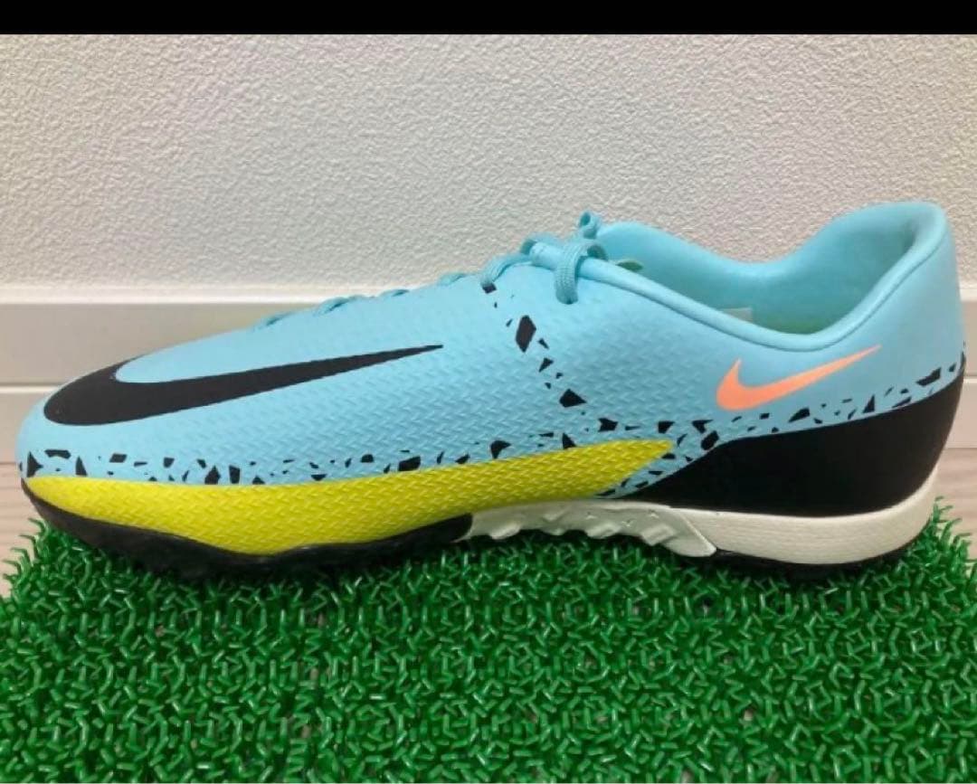 NIKE ファントム GT2 アカデミー TF